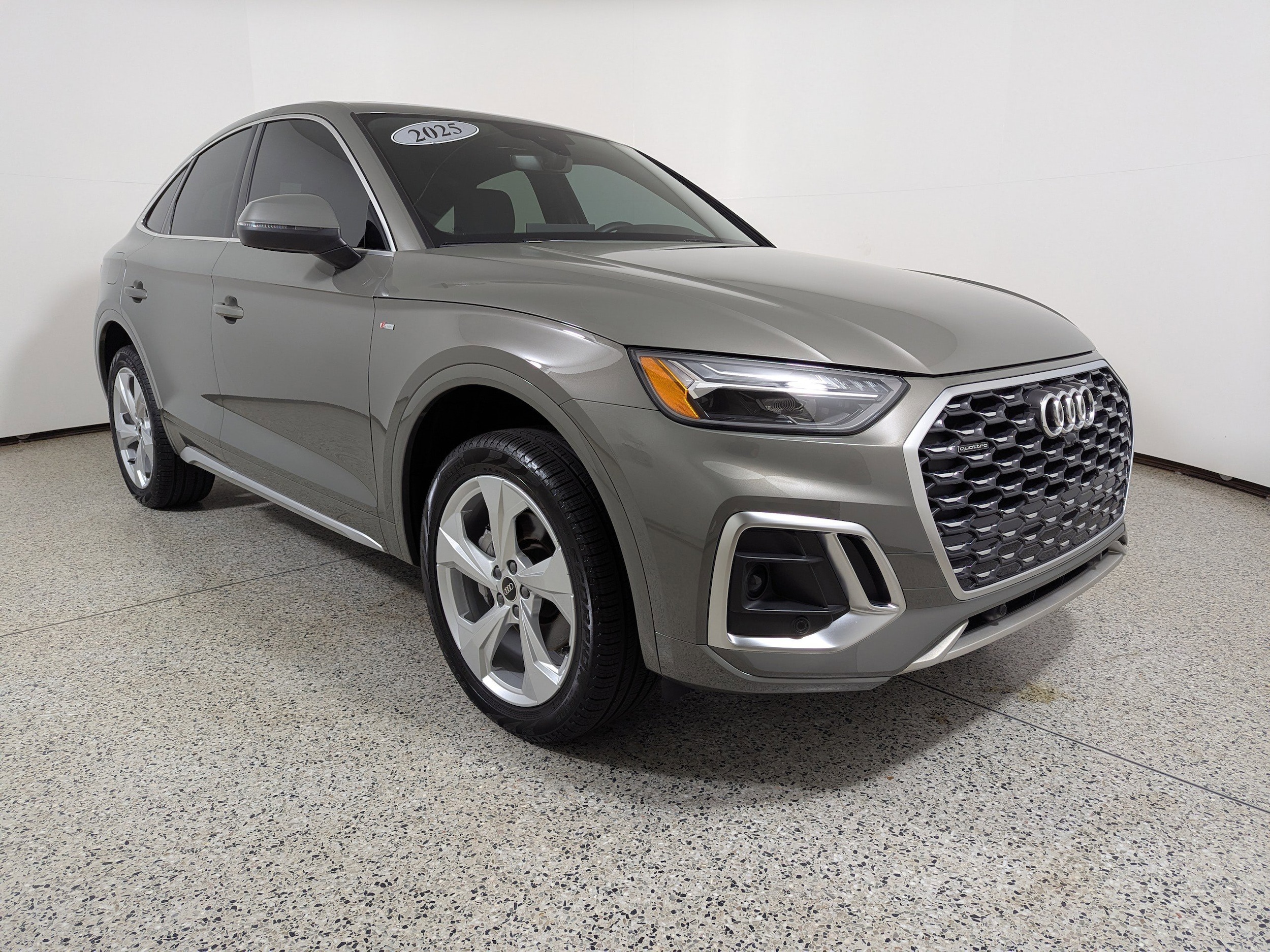 2025 Audi Q5 Sportback 45 Premium Plus quattro's photo