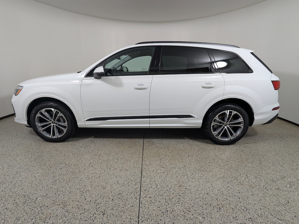 New 2026 Audi Q7 Premium SUV
