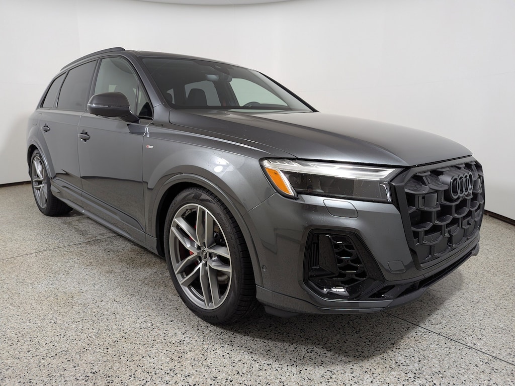 New 2026 Audi Q7 S line Prestige SUV