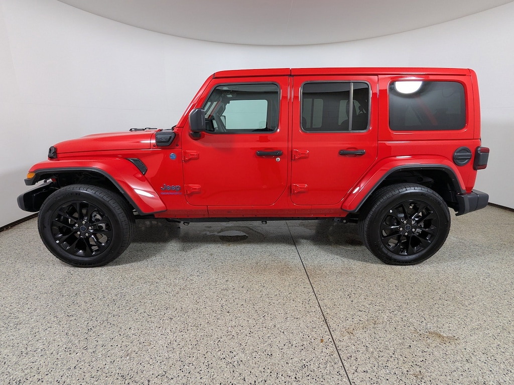 Used 2025 Jeep Wrangler 4xe Sahara 4x4 SUV