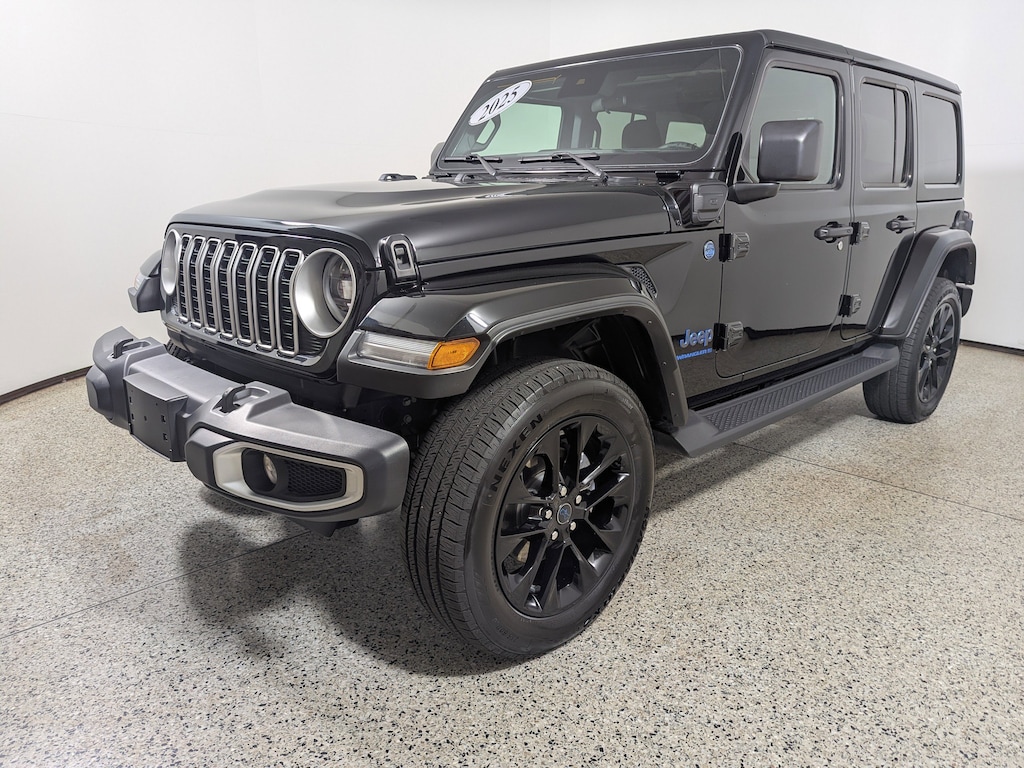 Used 2025 Jeep Wrangler 4xe Sahara 4x4 SUV