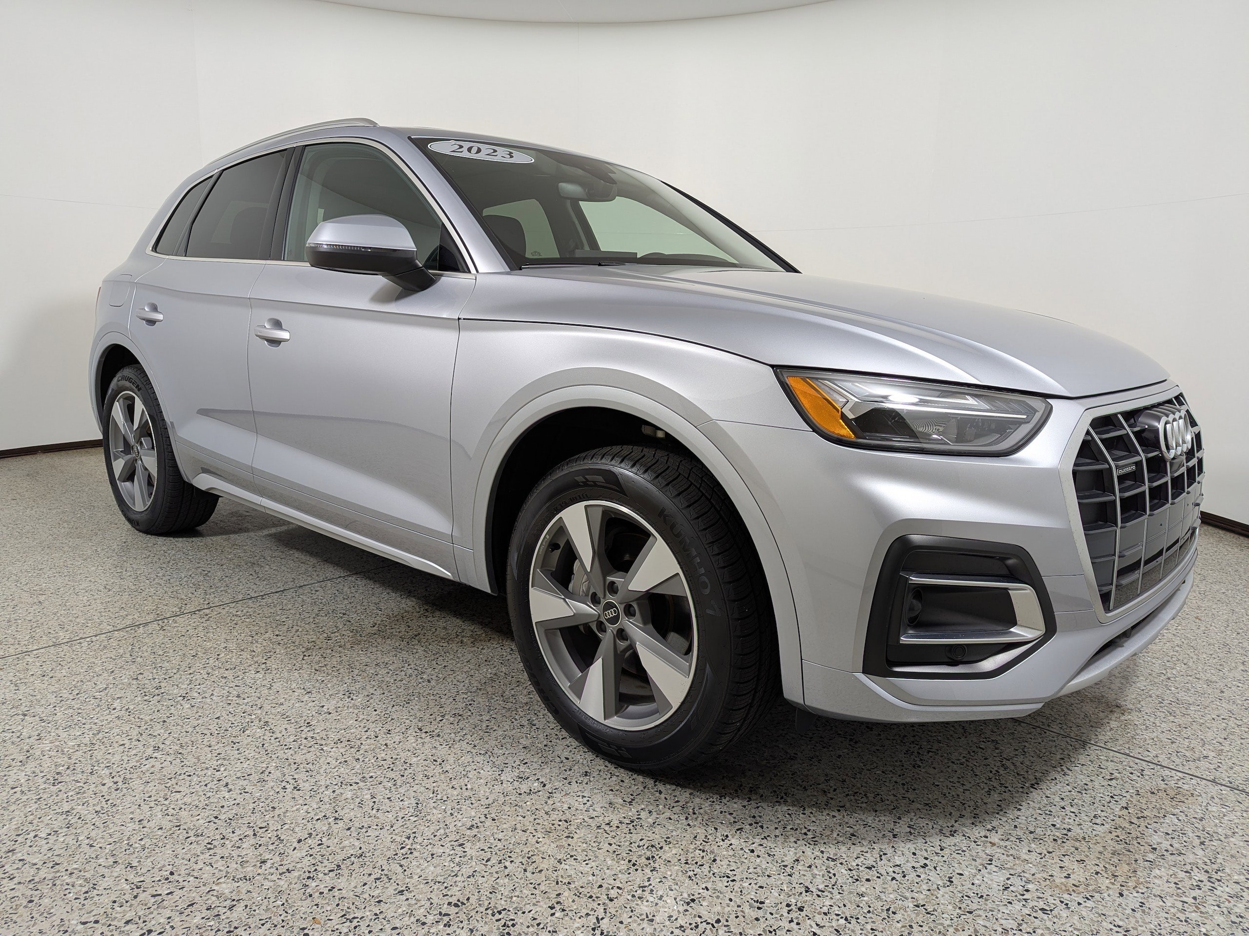 2023 Audi Q5 S Line Premium Plus's photo