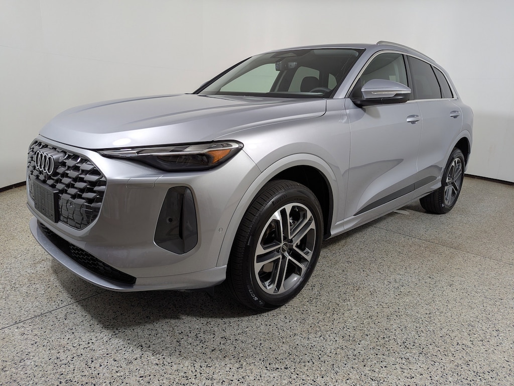 New 2026 Audi Q5 Premium SUV