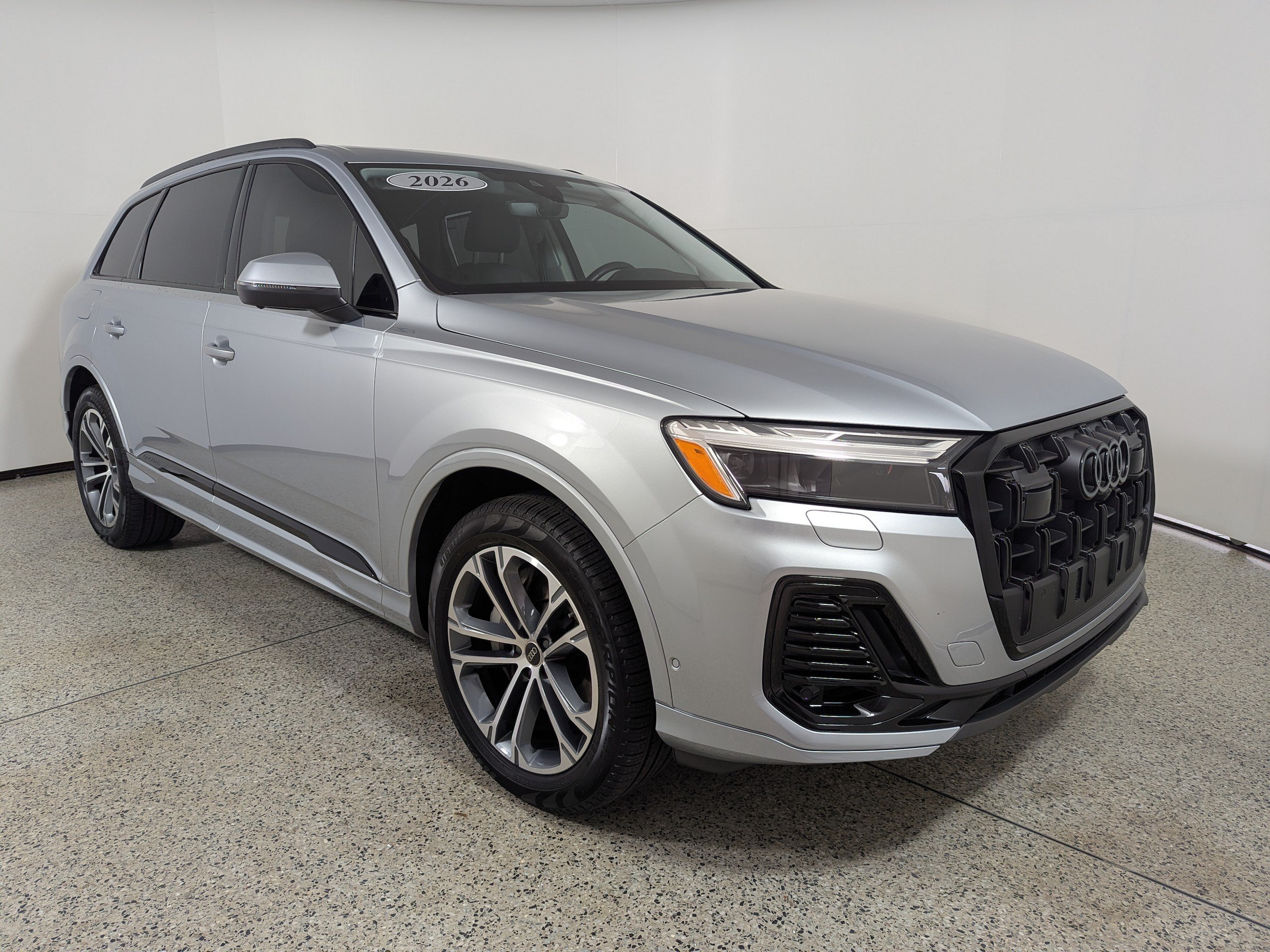 2026 Audi Q7 Premium Plus