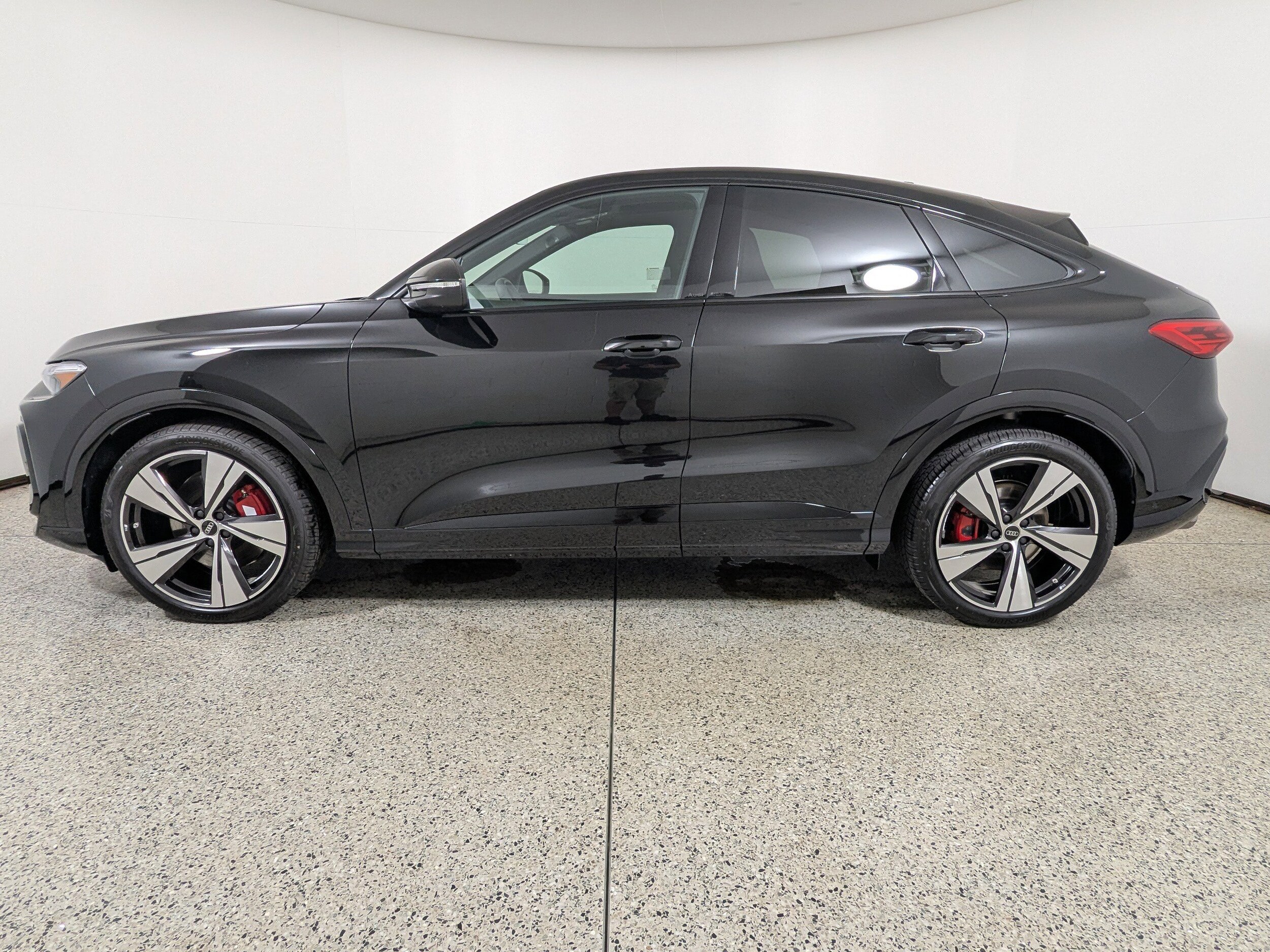 2025 Audi SQ5 Premium Plus photo 4