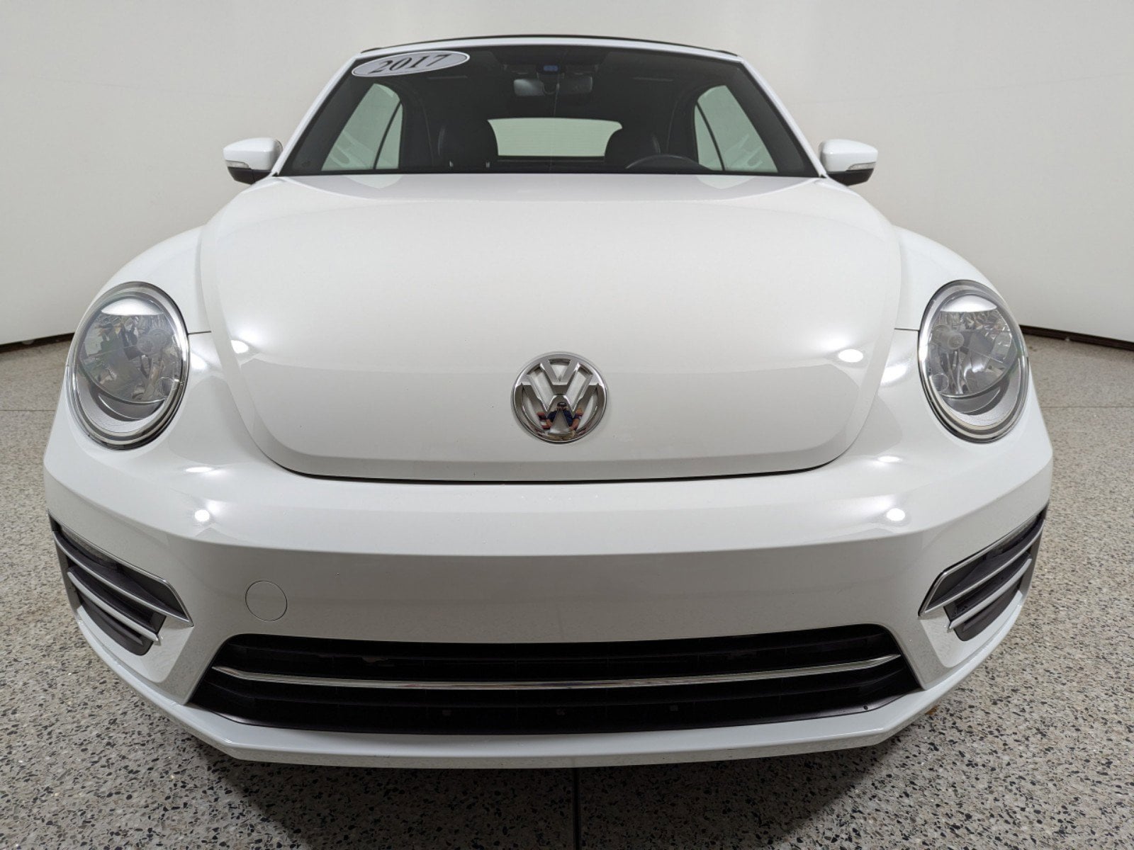 Used 2017 Volkswagen Beetle SE with VIN 3VW517AT8HM817470 for sale in Melbourne, FL