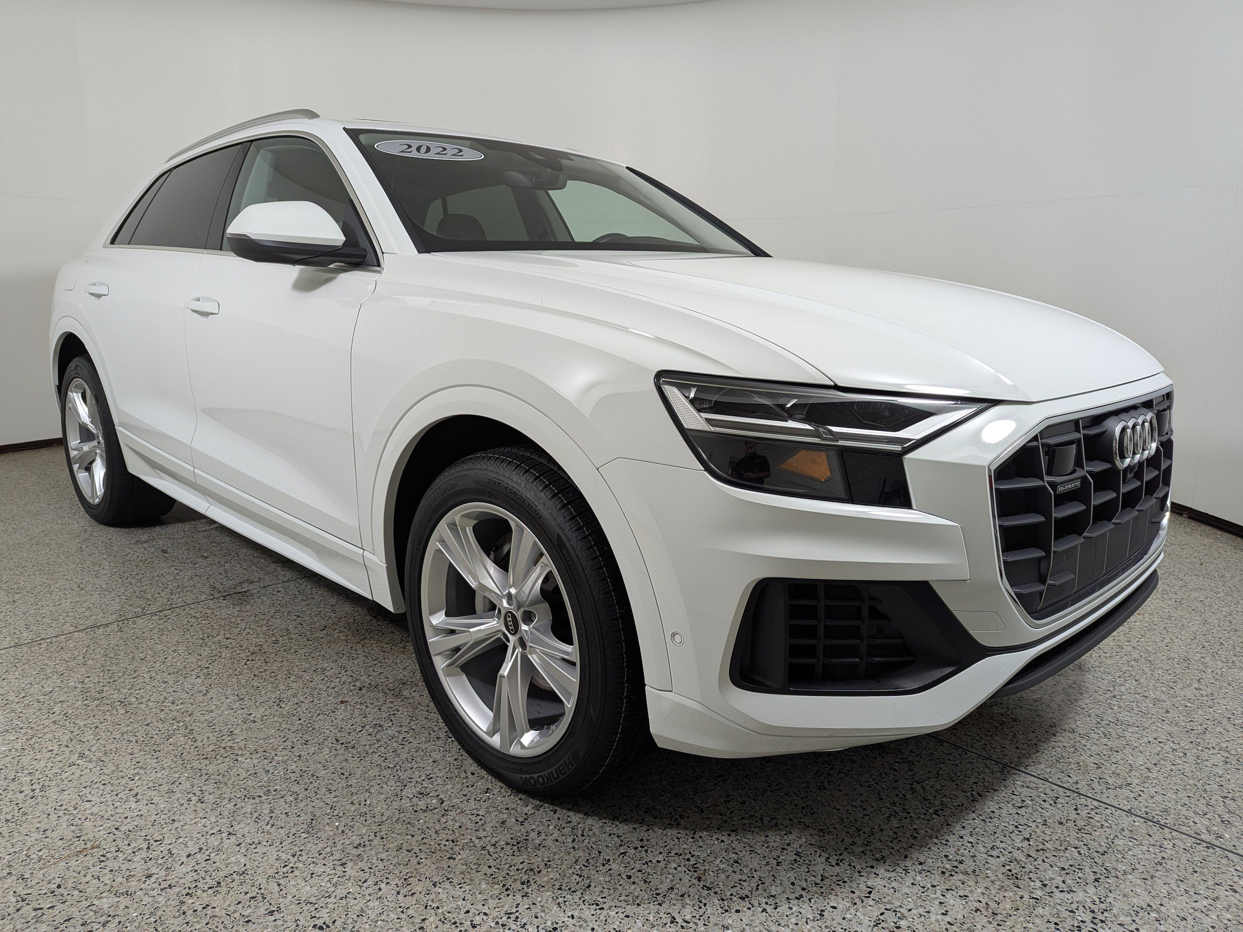 2022 Audi Q8 55 Premium Plus Tiptonic quattro's photo