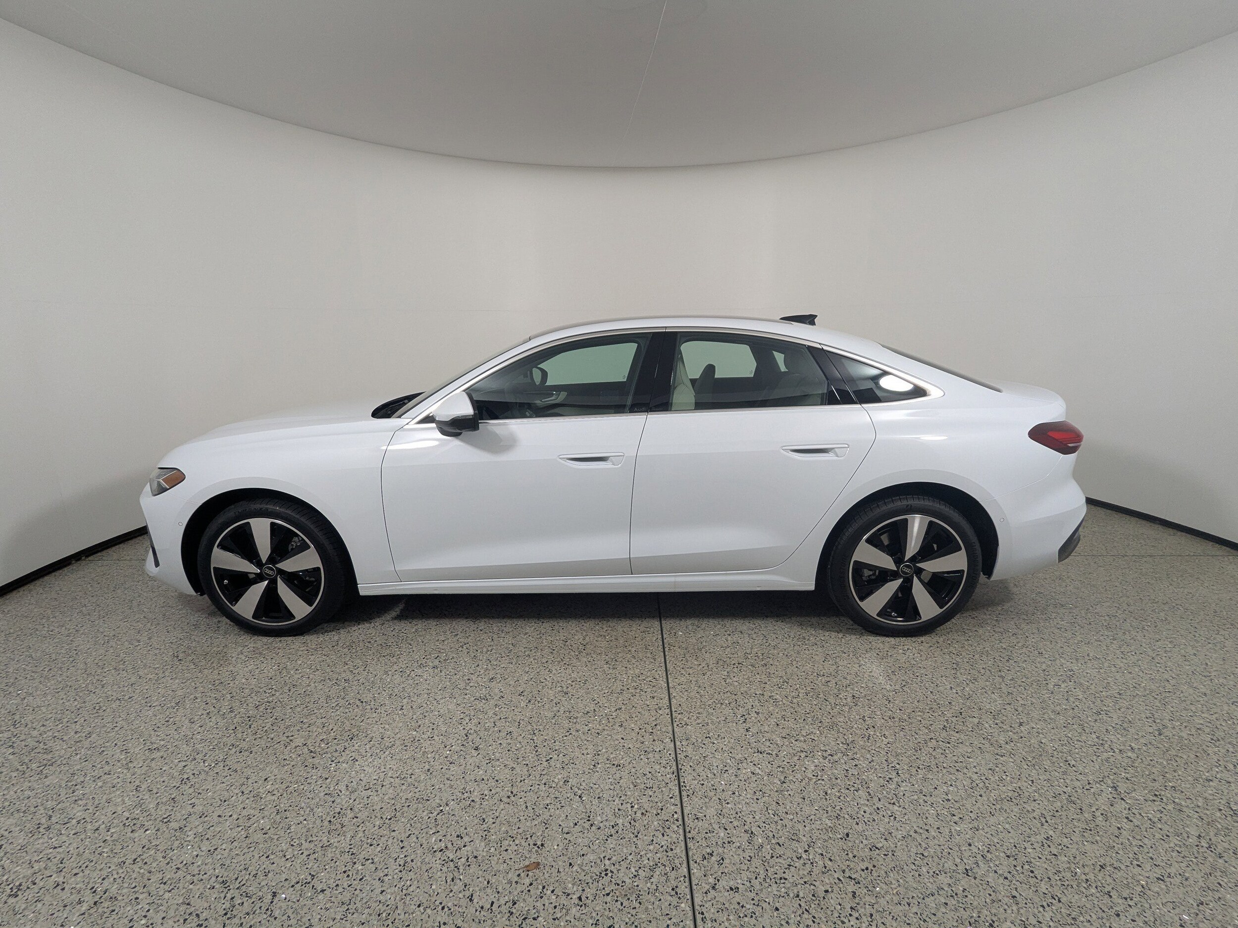 2025 Audi A5 2.0T Premium Plus photo 4