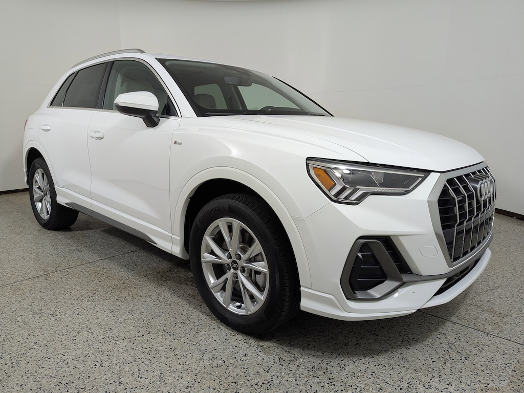 Certified 2025 Audi Q3 S line Premium Plus 45 TFSI quattro SUV