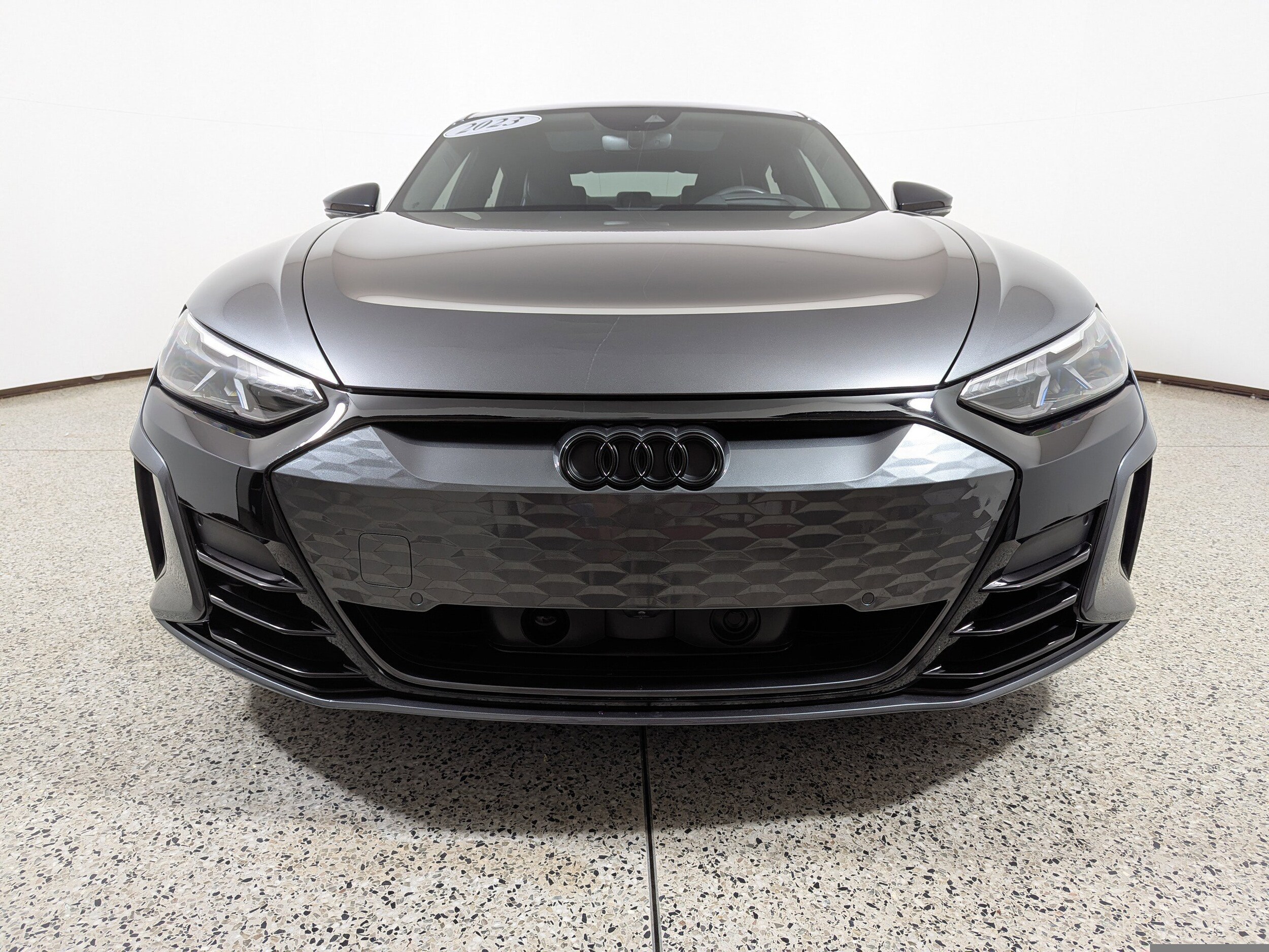 2023 Audi RS e-tron GT Base photo 2