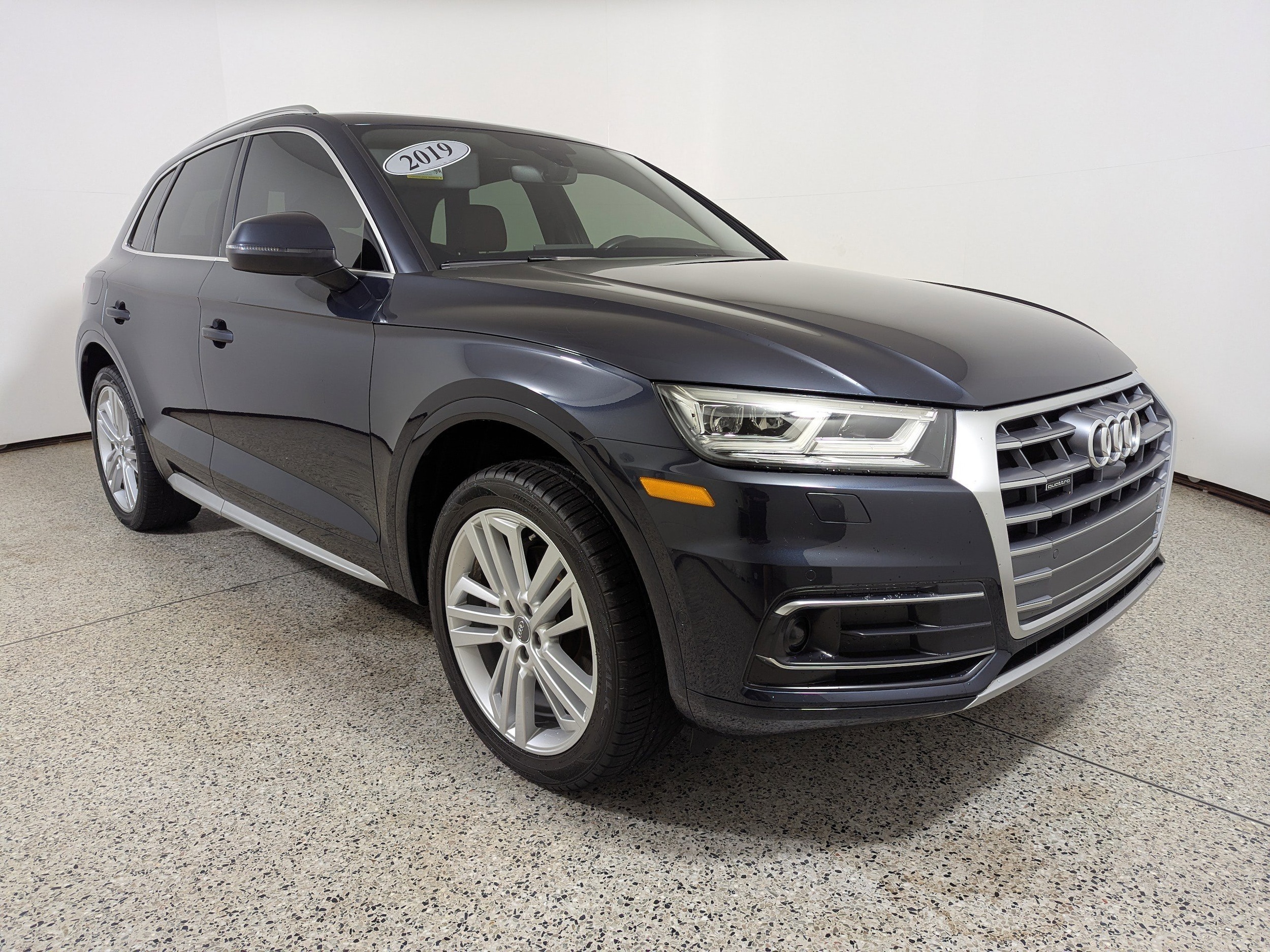 2019 Audi Q5 2.0T quattro S tronic Prestige's photo
