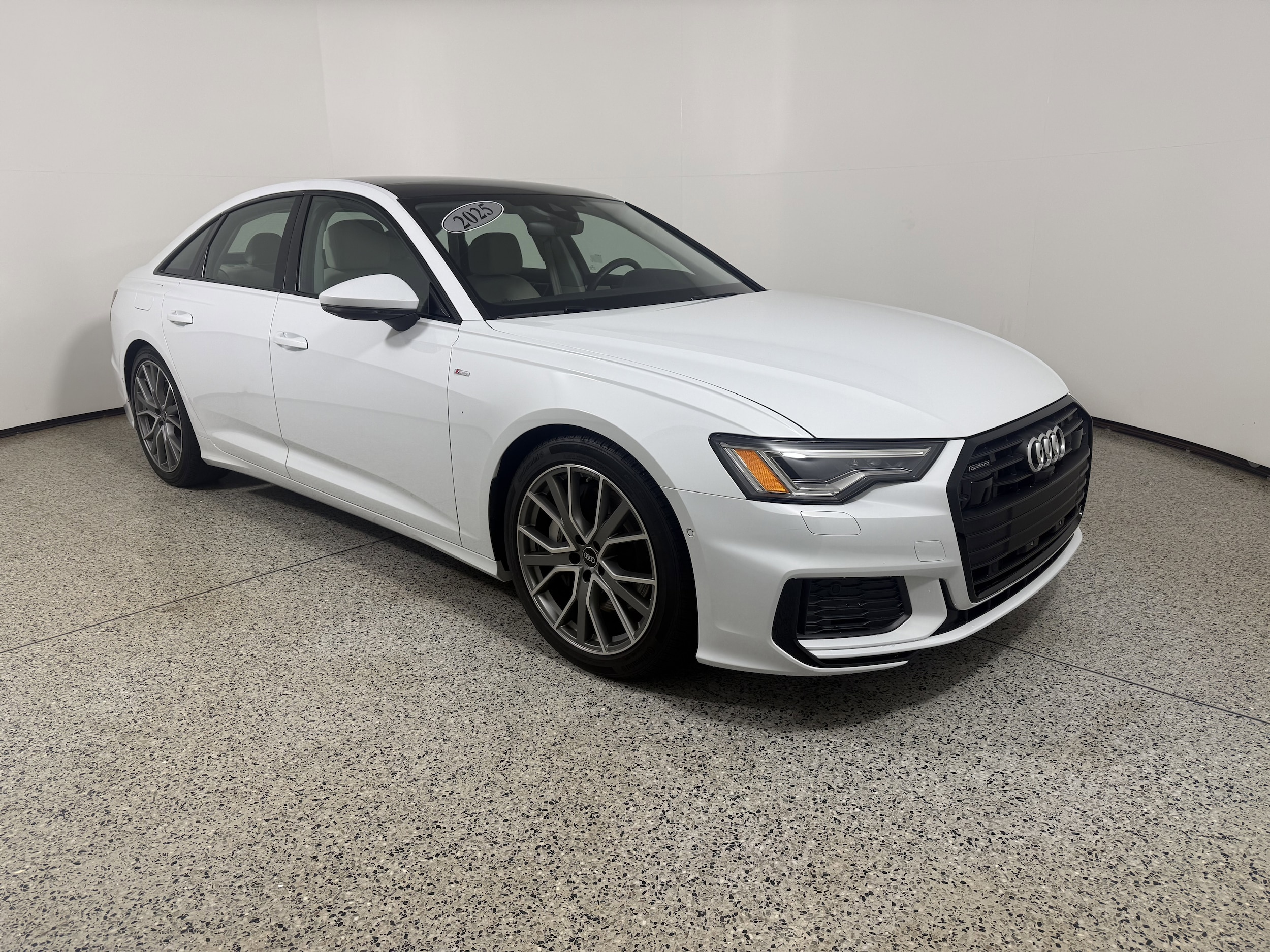 2022 Audi A6 55 Premium Plus S tronic quattro's photo