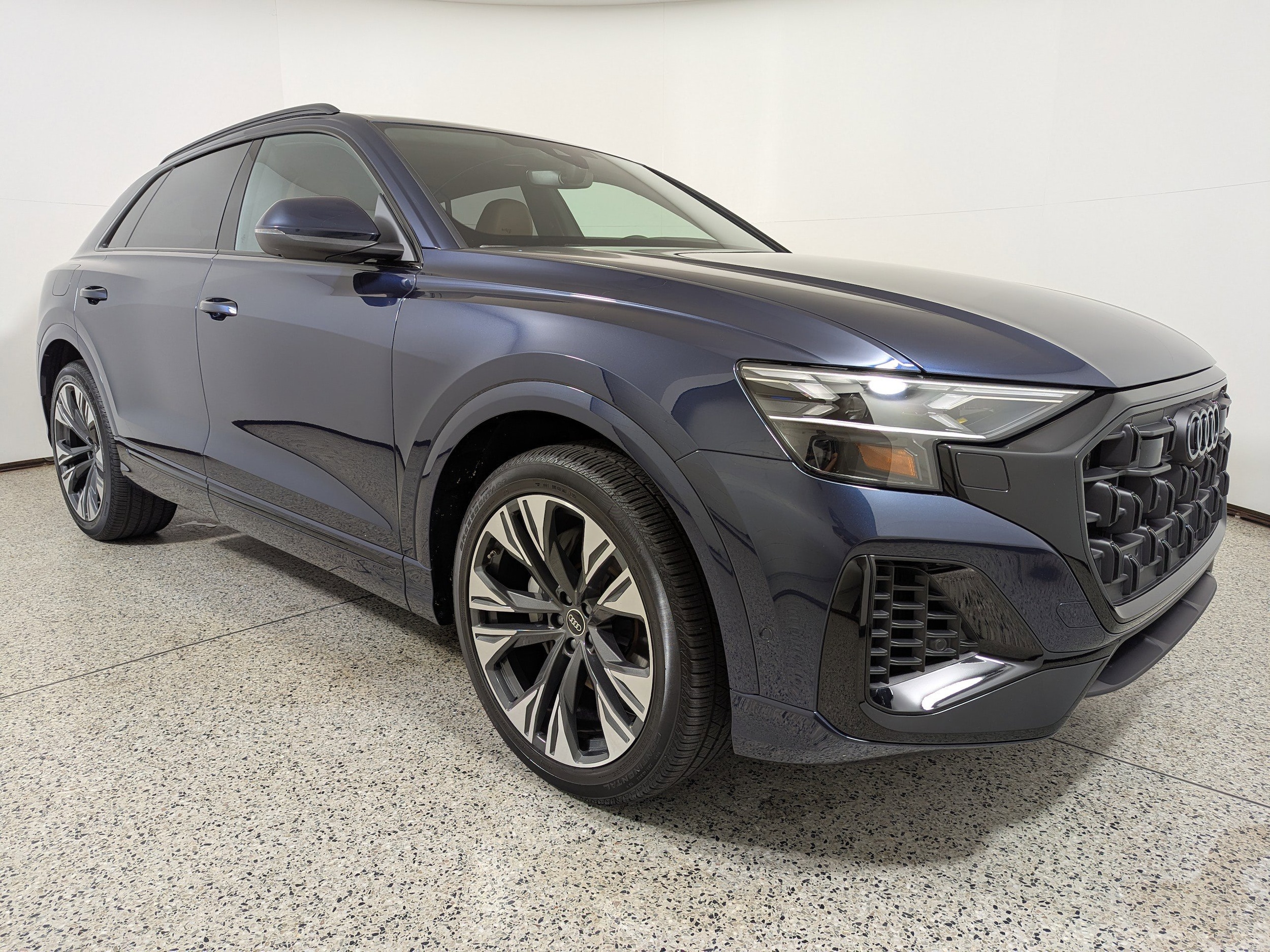 2025 Audi Q8 Prestige's photo