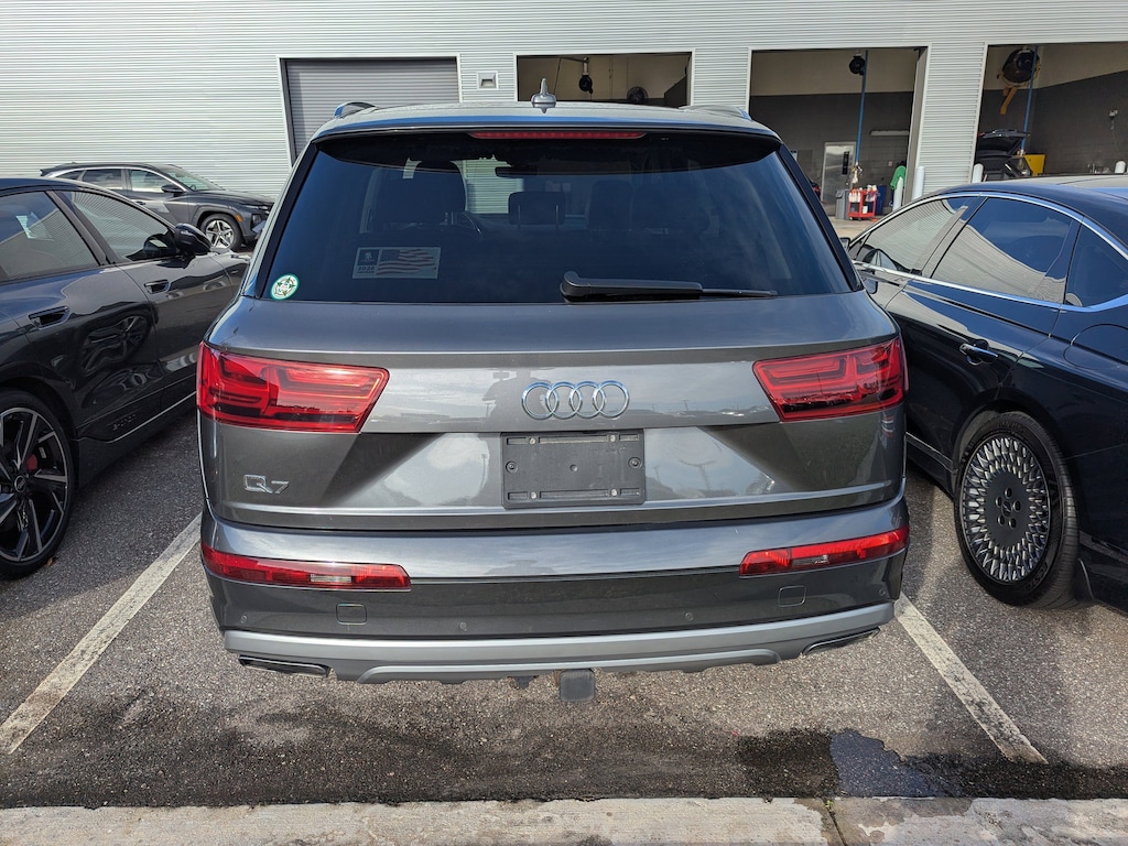 Used 2019 Audi Q7 Premium Plus 55 TFSI quattro SUV