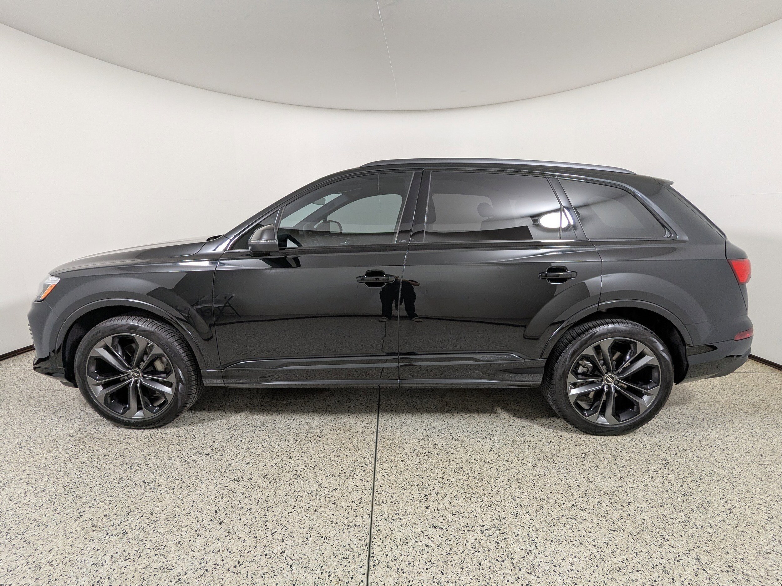 2025 Audi Q7 Premium Plus 55 photo 3