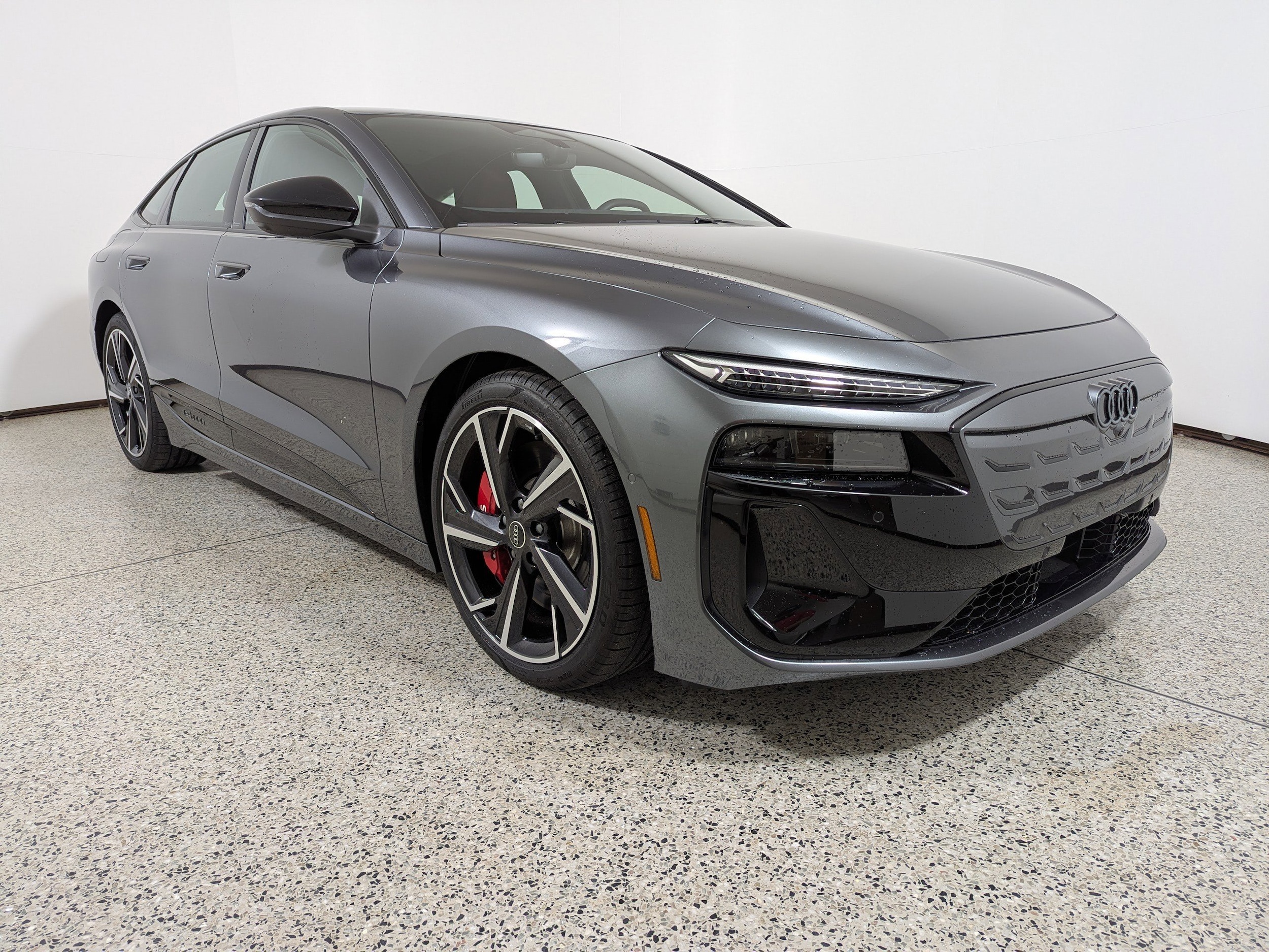 2025 Audi S6 Sportback e-tron Premium Plus's photo