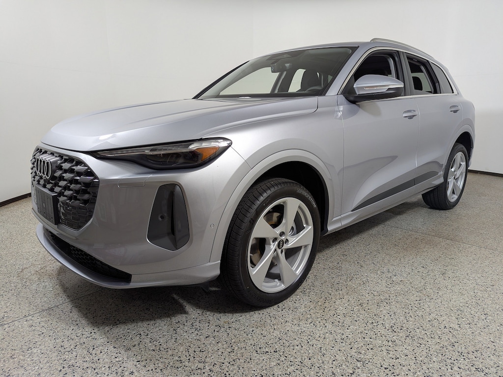 New 2026 Audi Q5 Premium Plus SUV