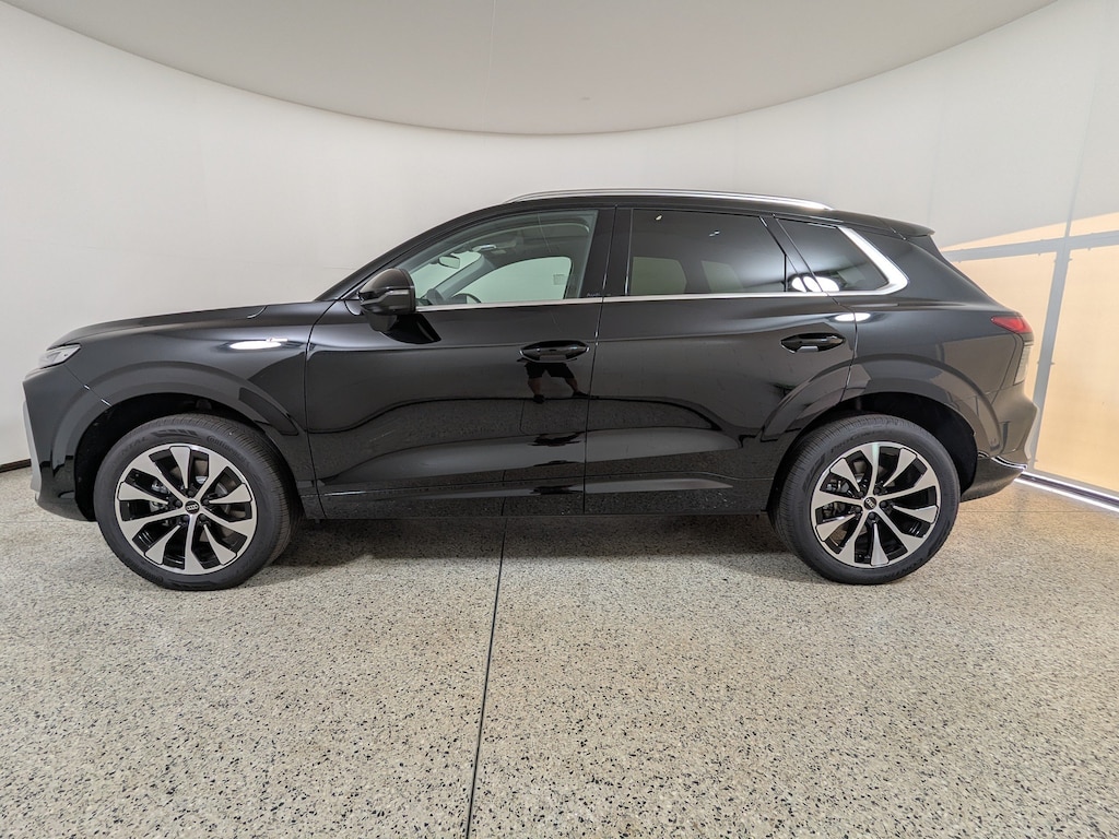 New 2026 Audi Q3 S line SUV