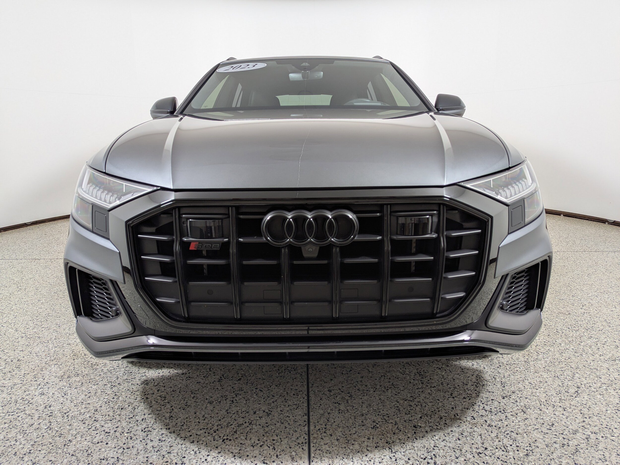 2023 Audi SQ8 Prestige photo 2