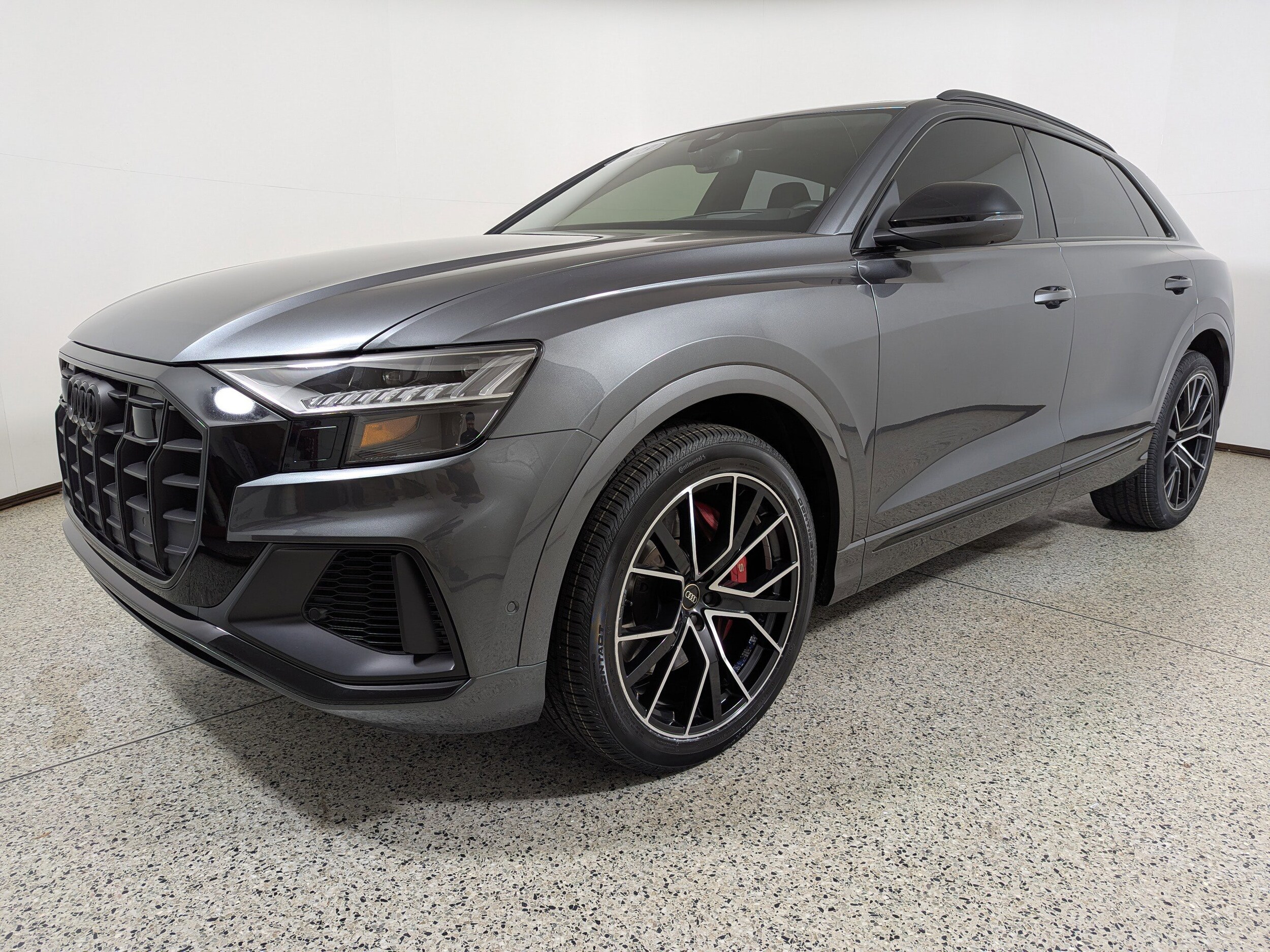 2023 Audi SQ8 Prestige photo 3