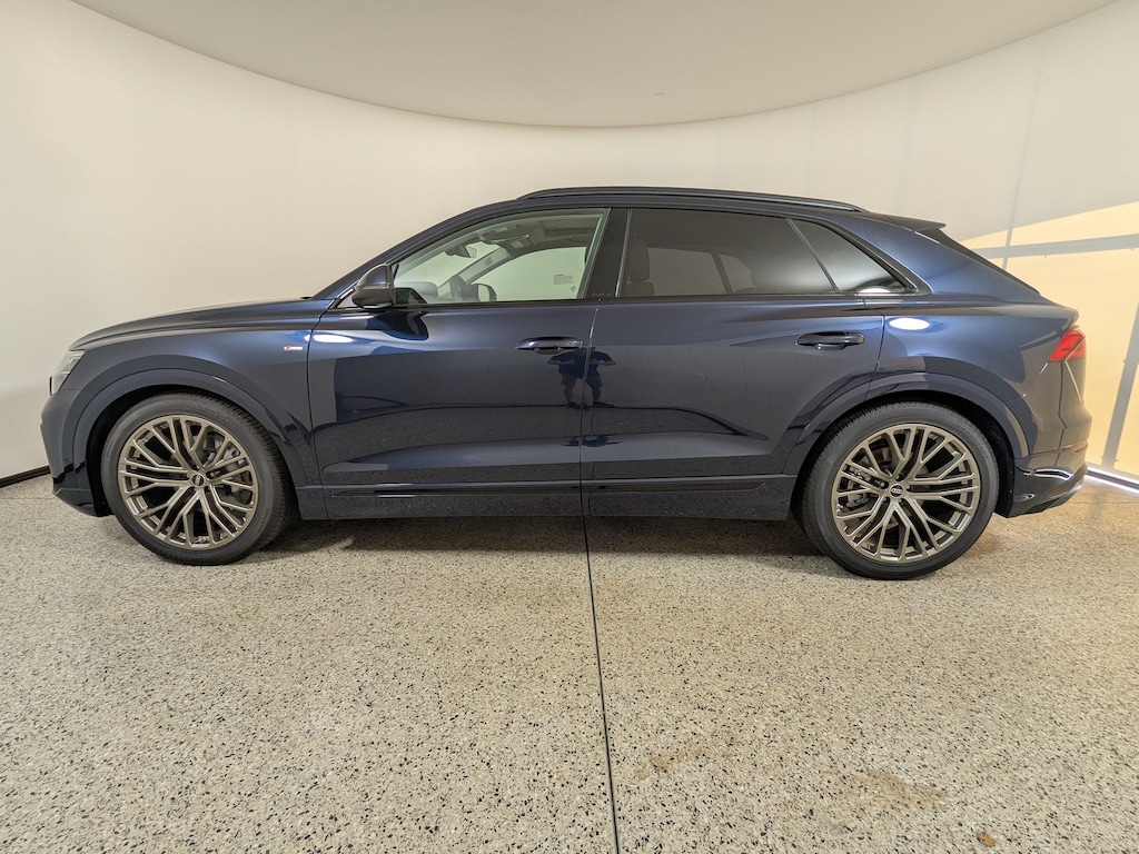 New 2027 Audi Q8 Prestige SUV