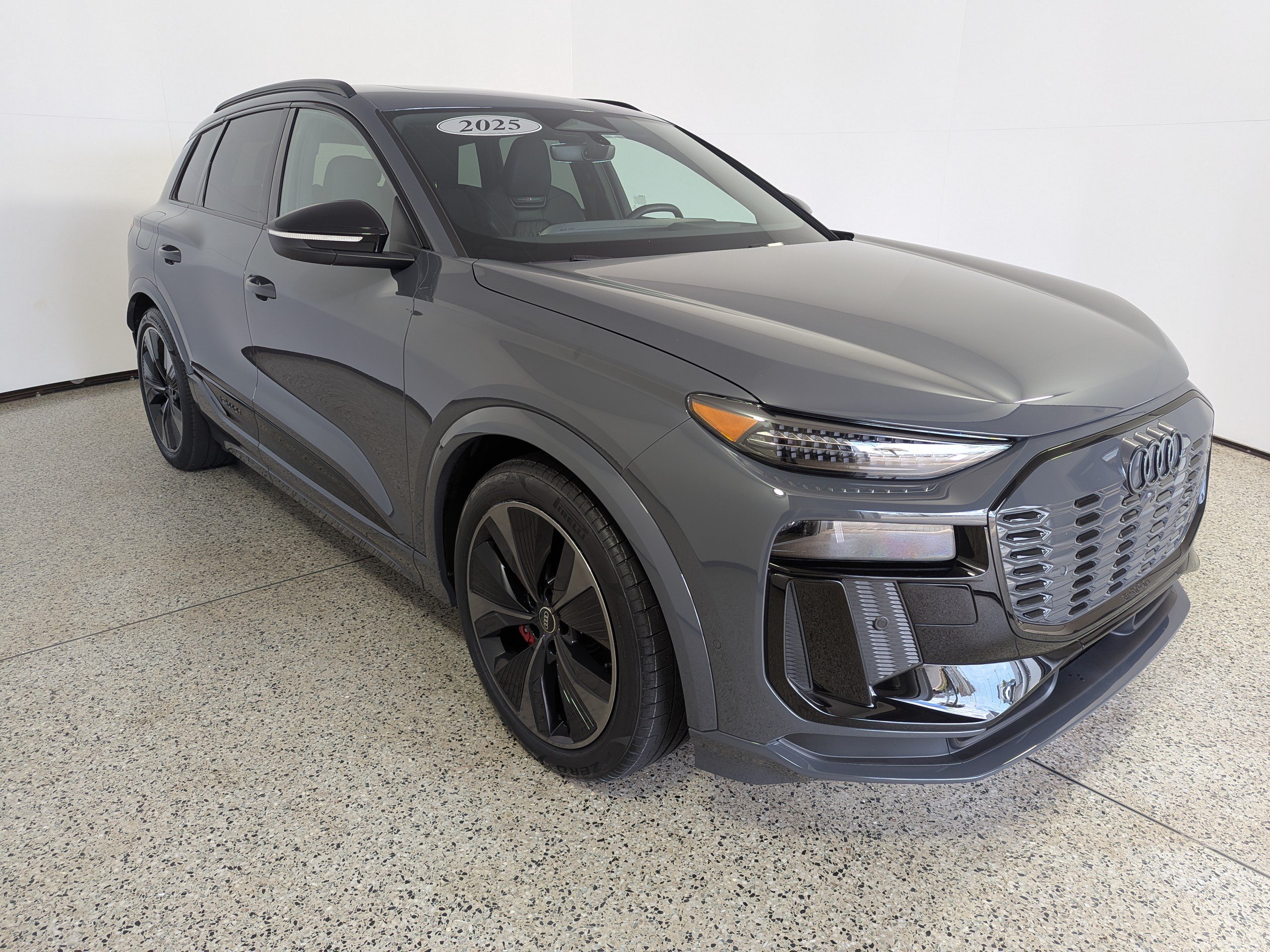 2025 Audi SQ6 e-tron