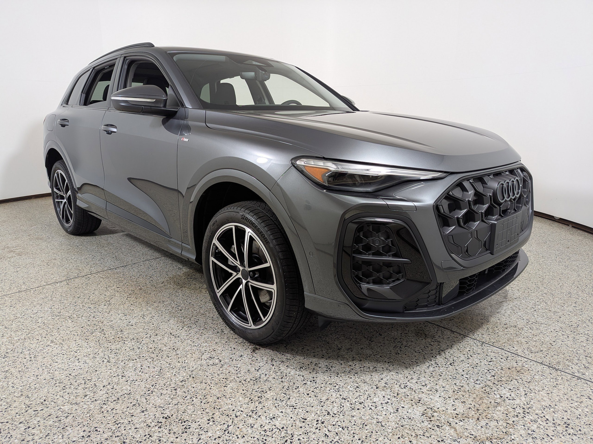 2026 Audi Q5 Premium Plus quattro's photo