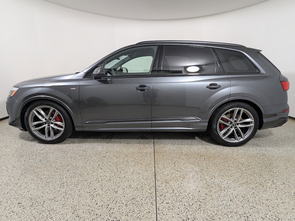 New 2026 Audi Q7 S line Prestige SUV