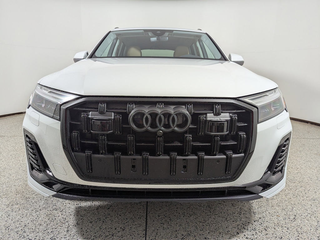 New 2026 Audi Q7 Premium SUV