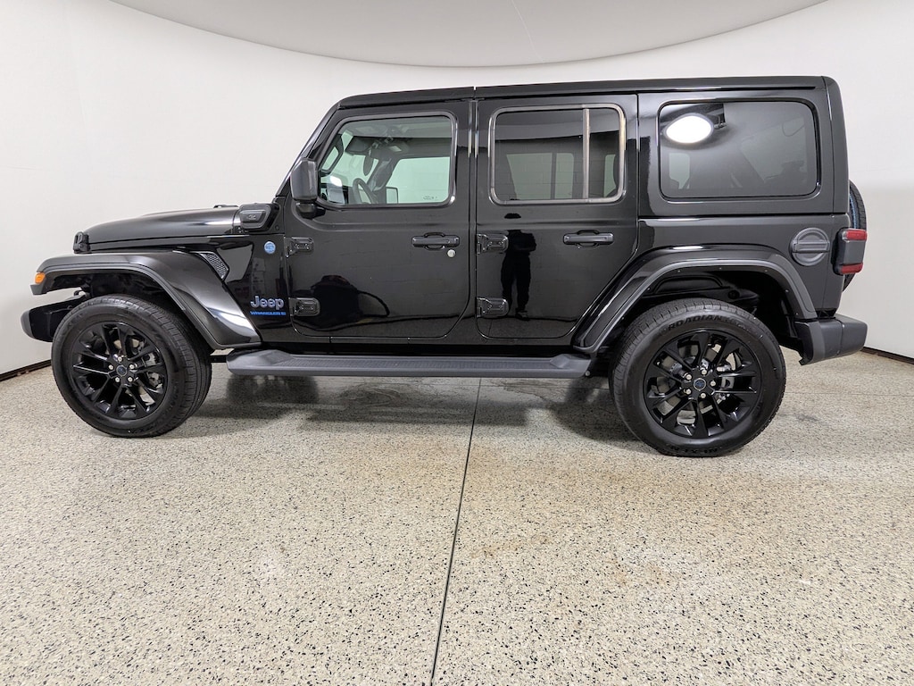Used 2025 Jeep Wrangler 4xe Sahara 4x4 SUV