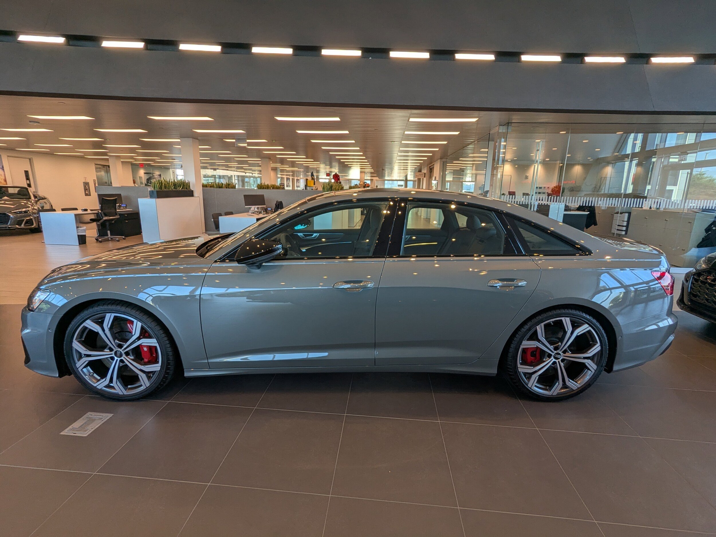 2025 Audi S6 Prestige photo 4