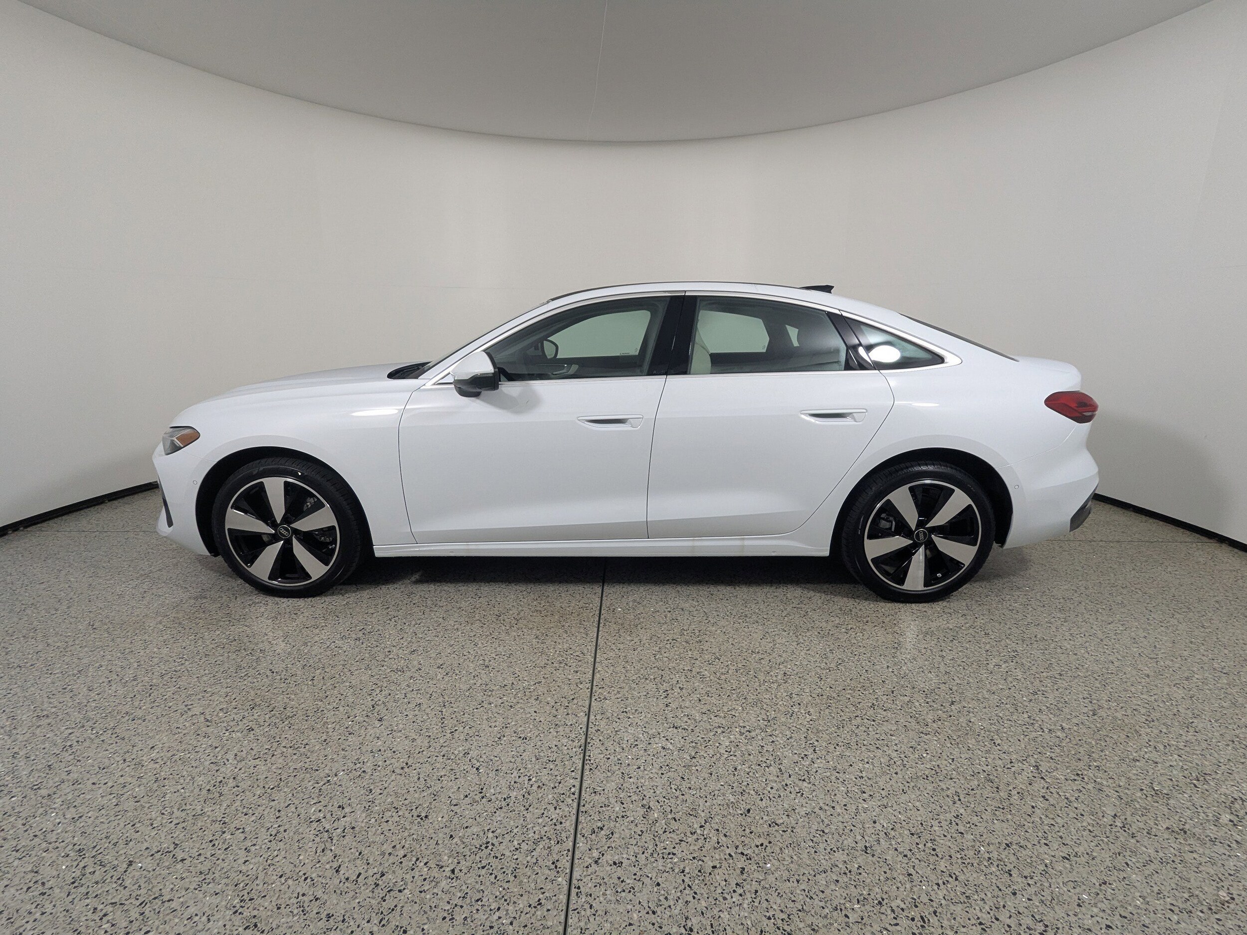 2025 Audi A5 2.0T Prestige photo 4