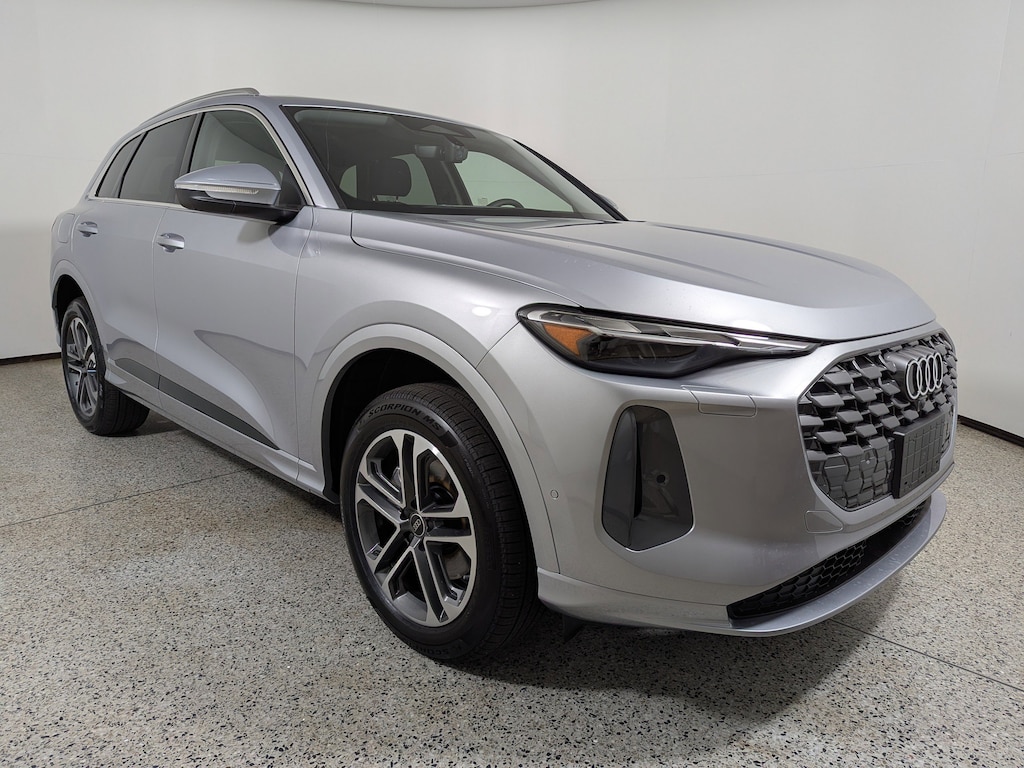 New 2026 Audi Q5 Premium SUV