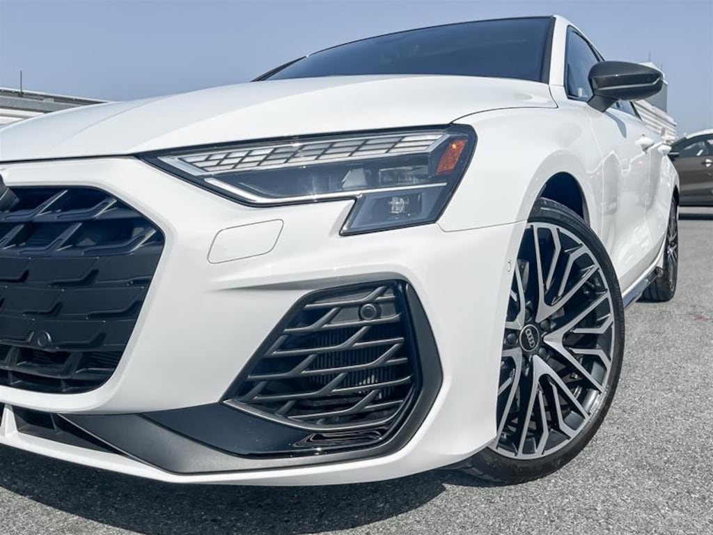 Used 2025 Audi 45 Technik quattro w/ Advanced Handling pkg|Red Calipers Sedan