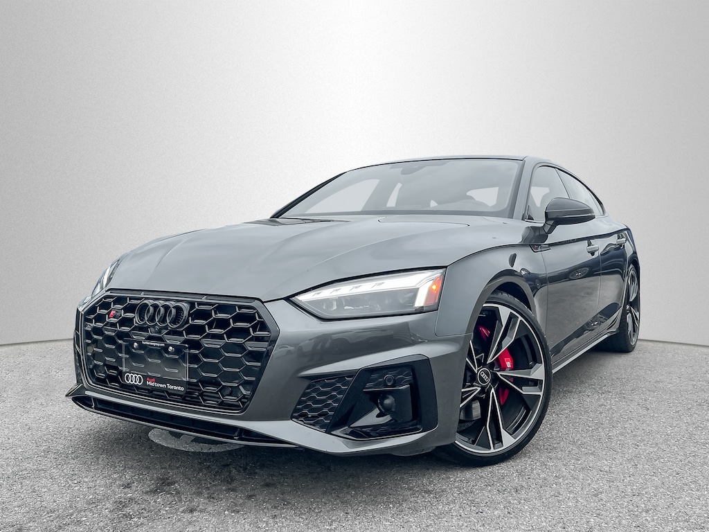 Certified 2024 Audi 55 Progressiv quattro w/ 20" Wheels|Carbon Inlays