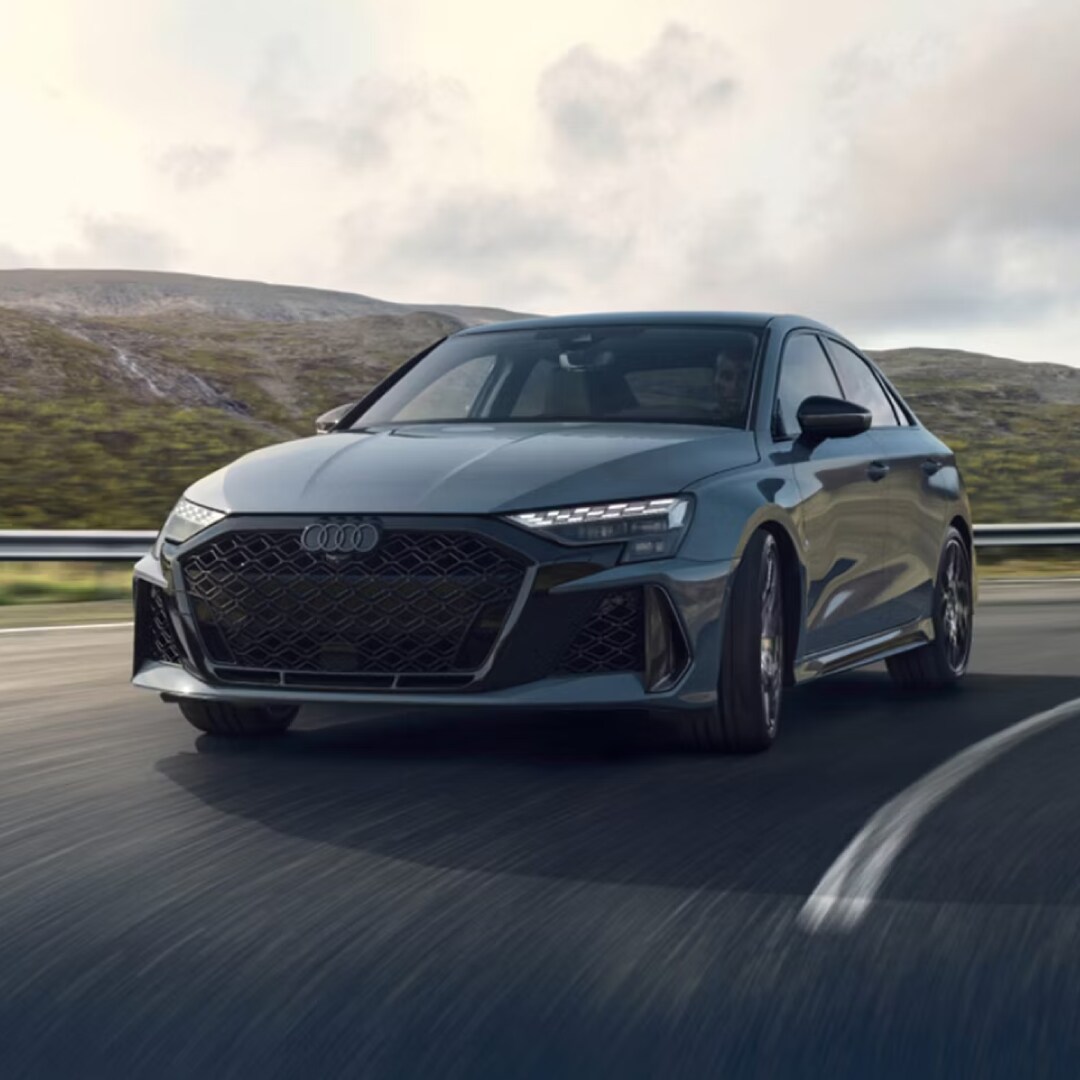 Audi-RS-3-sedan-rolling.png