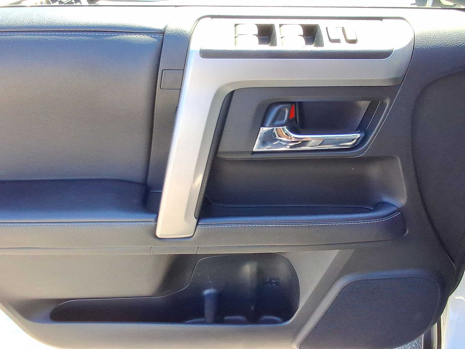 2022 Toyota 4Runner SR5 - Photo 13