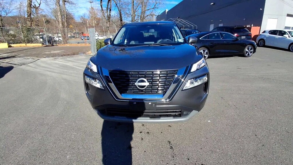 Used 2023 Nissan Rogue SV SUV