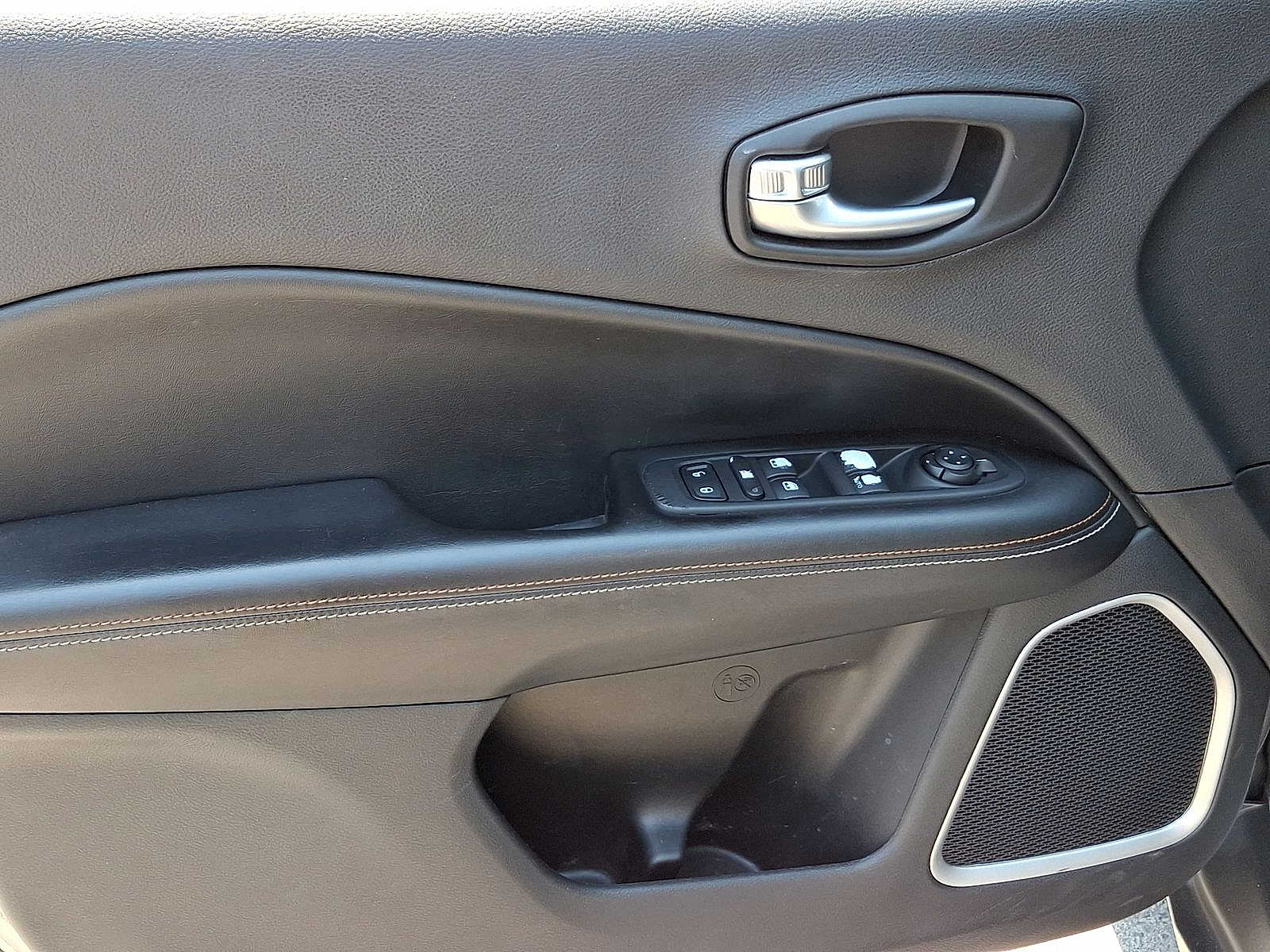 2020 Jeep Compass Sun & Wheel - Photo 16
