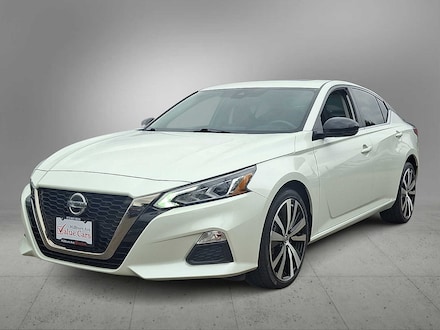 2020 Nissan Altima 2.5 SR Sedan