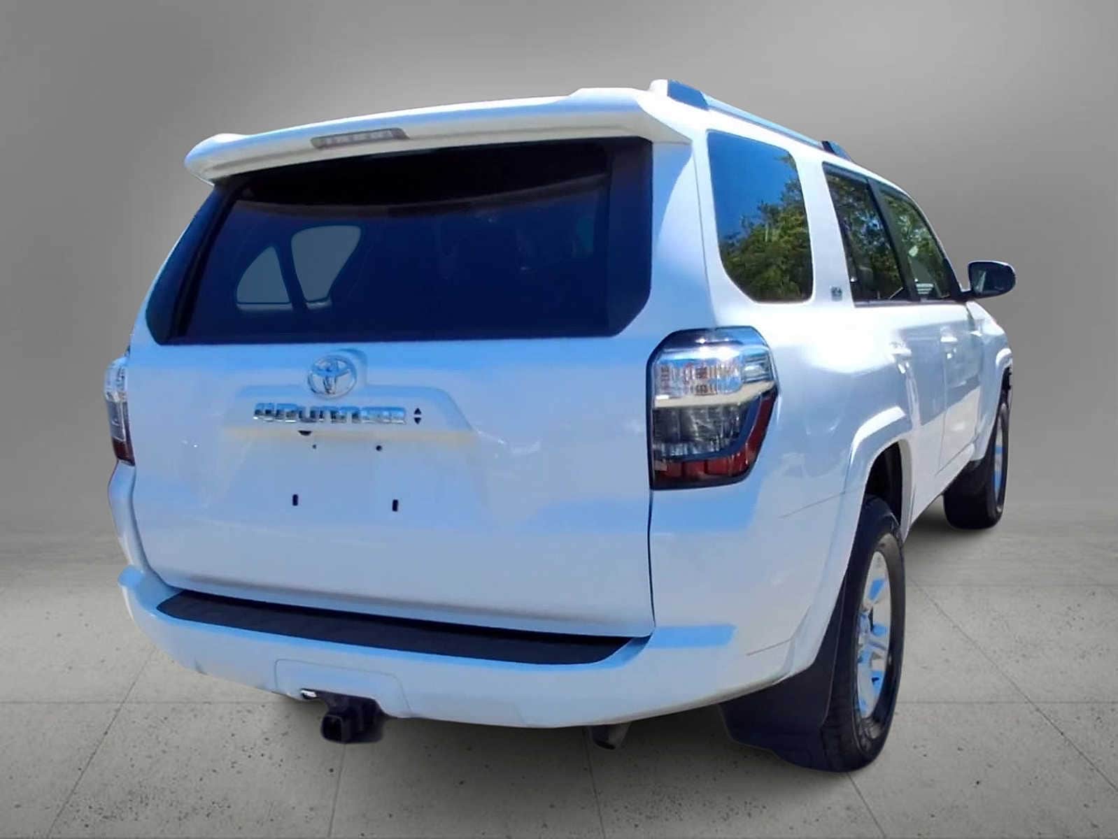 2022 Toyota 4Runner SR5 - Photo 8