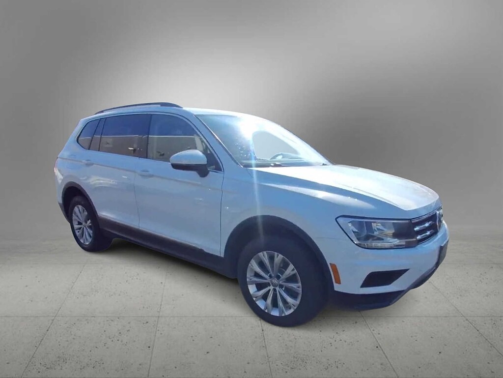 Used 2018 Volkswagen Tiguan 2.0T SE 4MOTION SUV