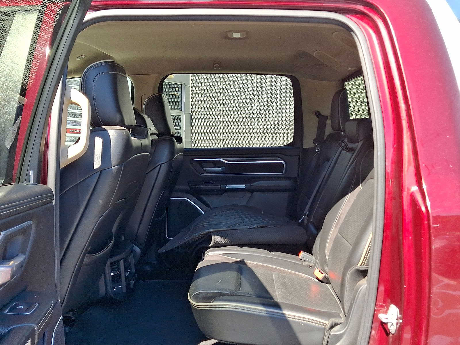 2019 RAM Ram 1500 Pickup Laramie - Photo 20