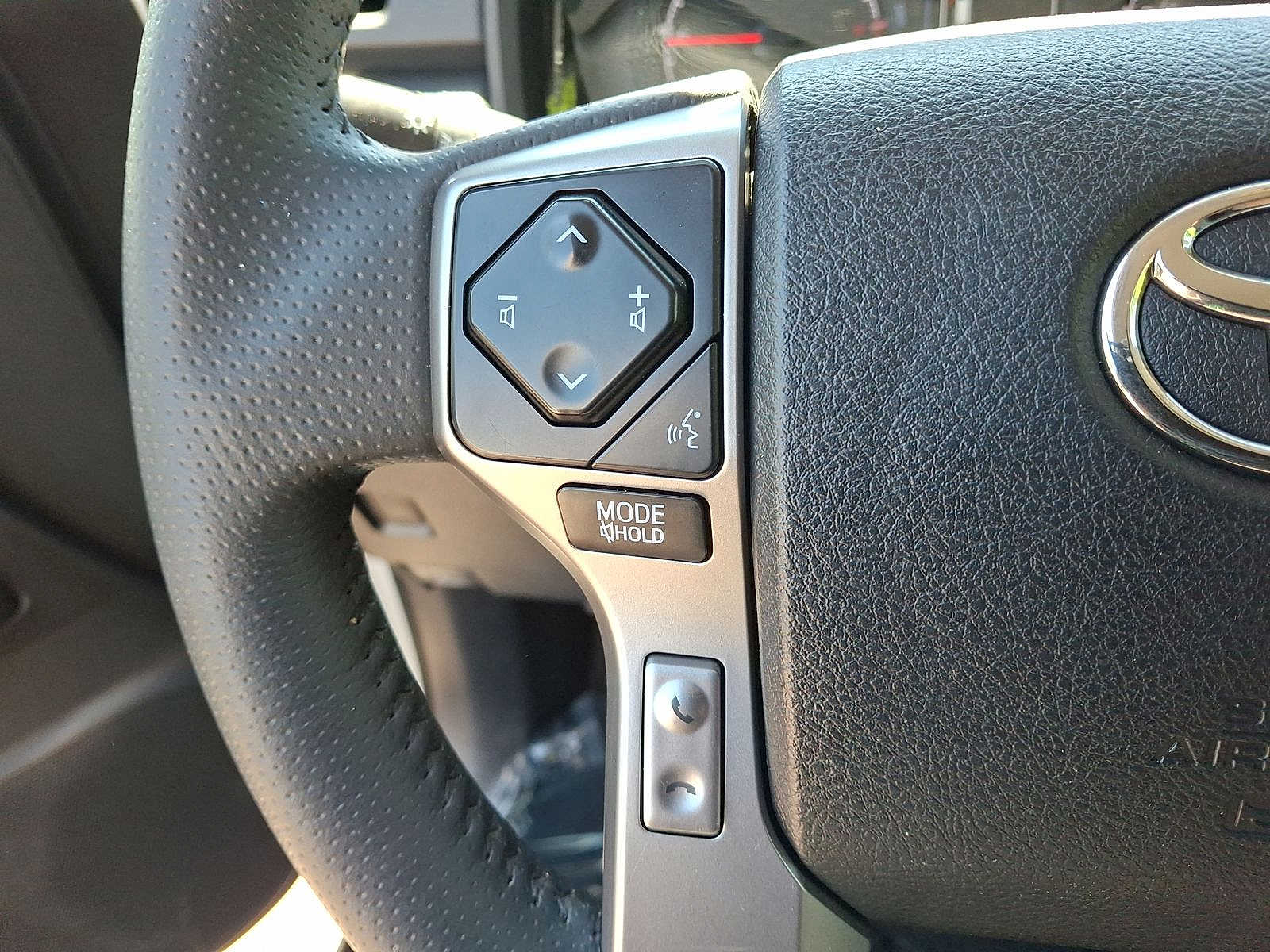 2022 Toyota 4Runner SR5 - Photo 19