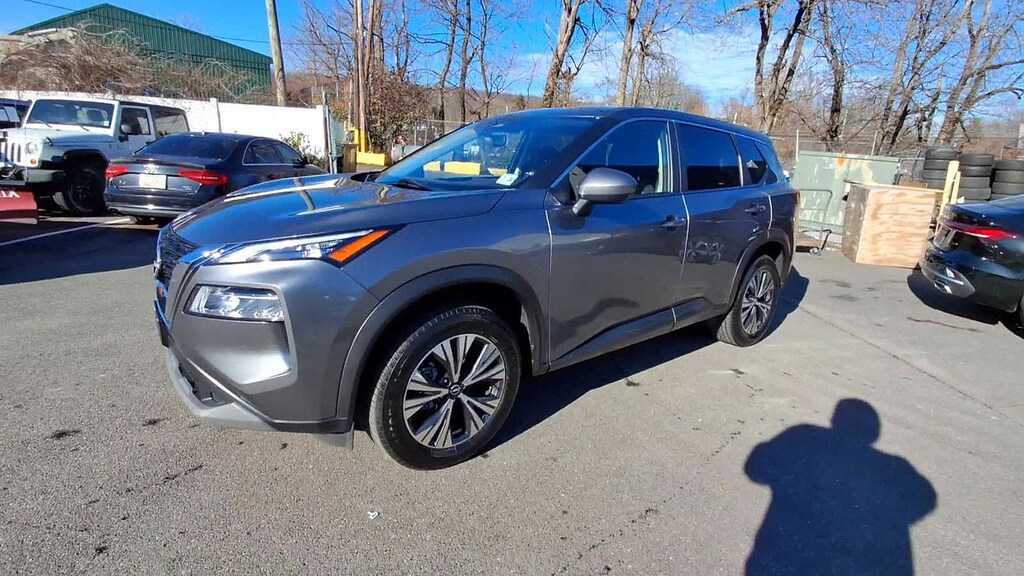Used 2023 Nissan Rogue SV SUV