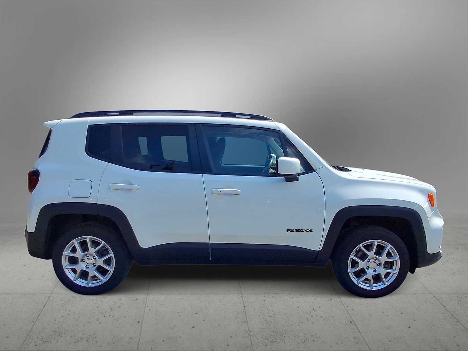 2021 Jeep Renegade Latitude - Photo 9