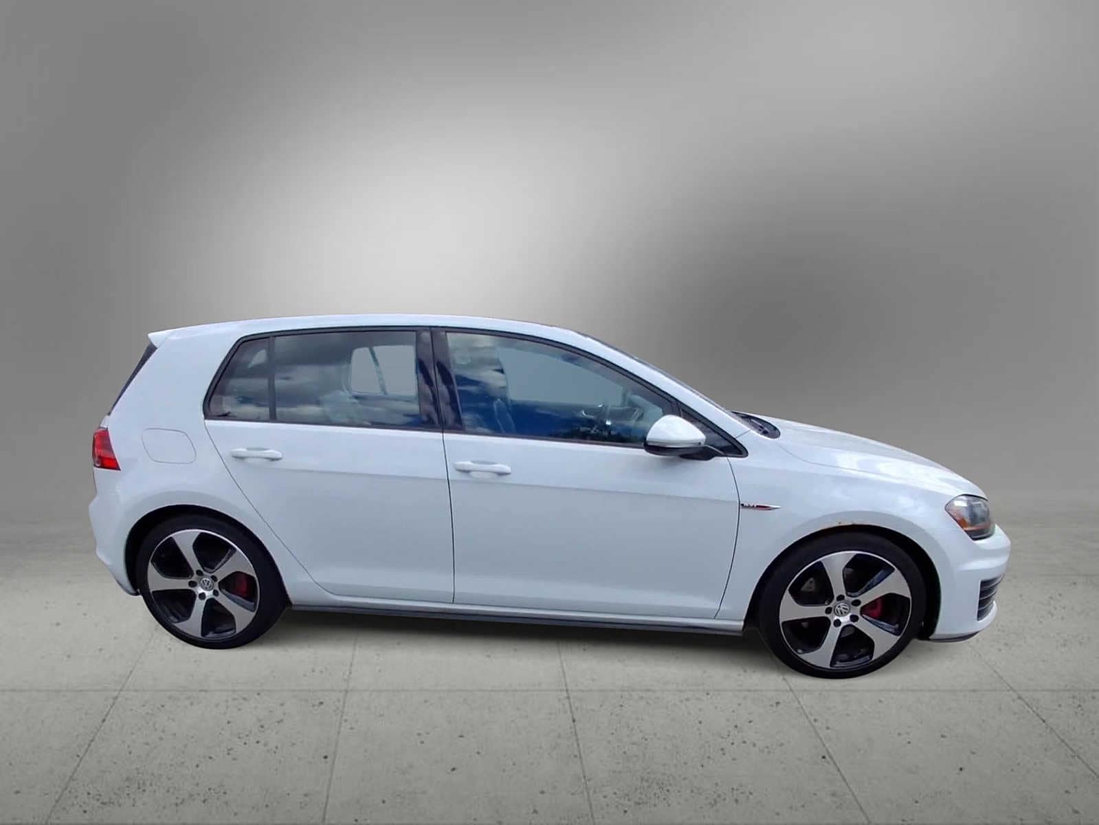 2015 Volkswagen Golf GTI S - Photo 9