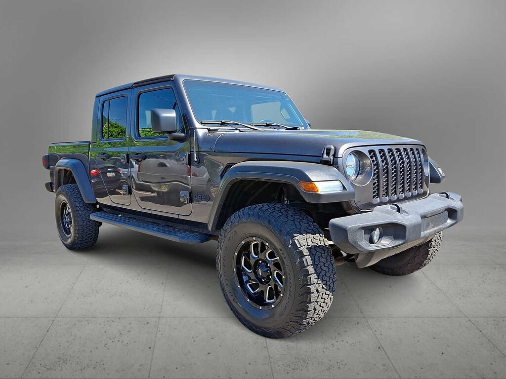 Used 2020 Jeep Gladiator Sport Truck Crew Cab