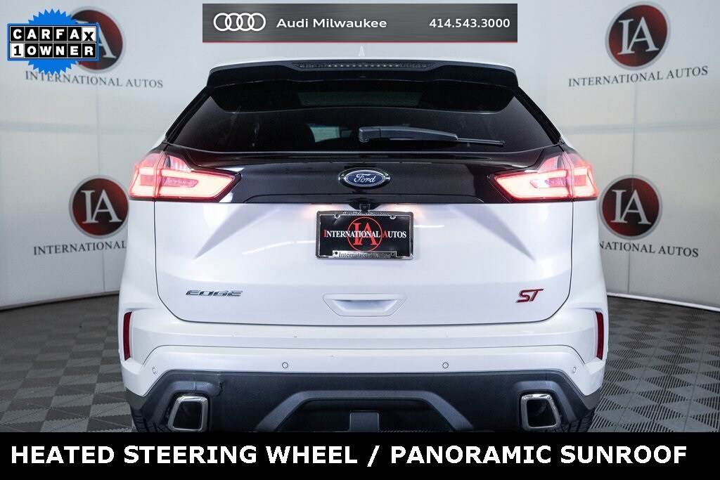 2019 Ford Edge ST photo 4