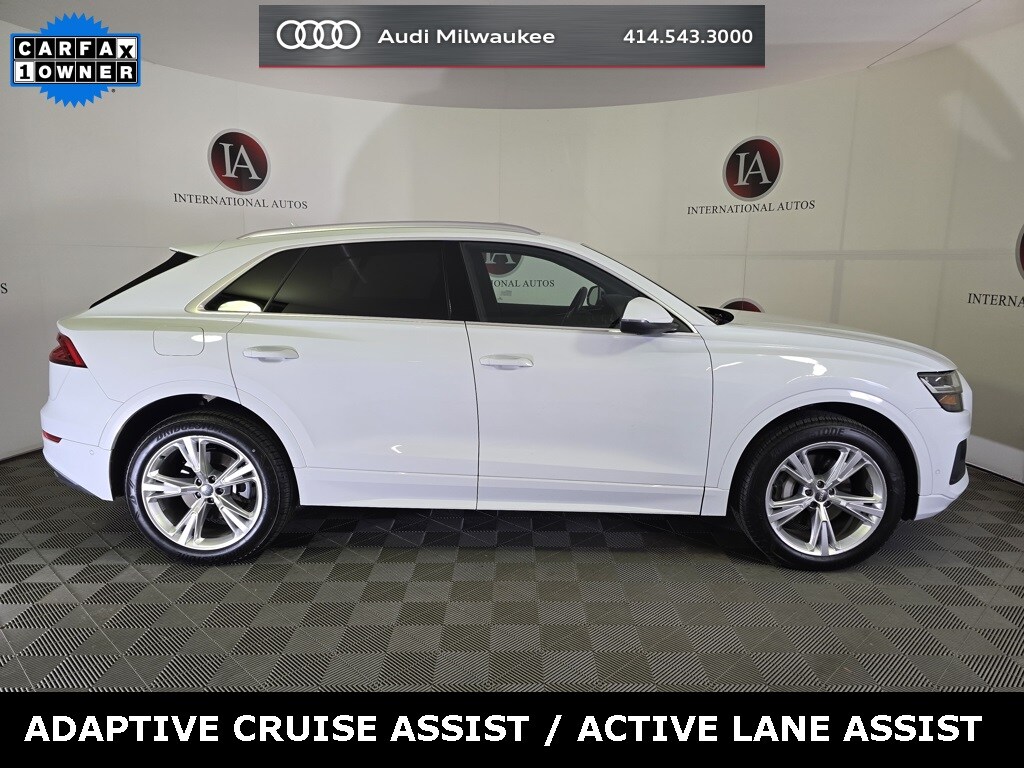 2020 Audi Q8 55 Premium Plus photo 3
